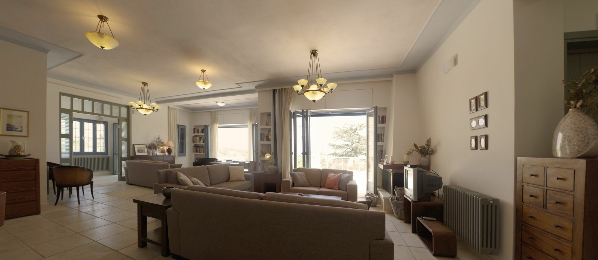 Thealia Apartment Karefiliana Bagian luar foto