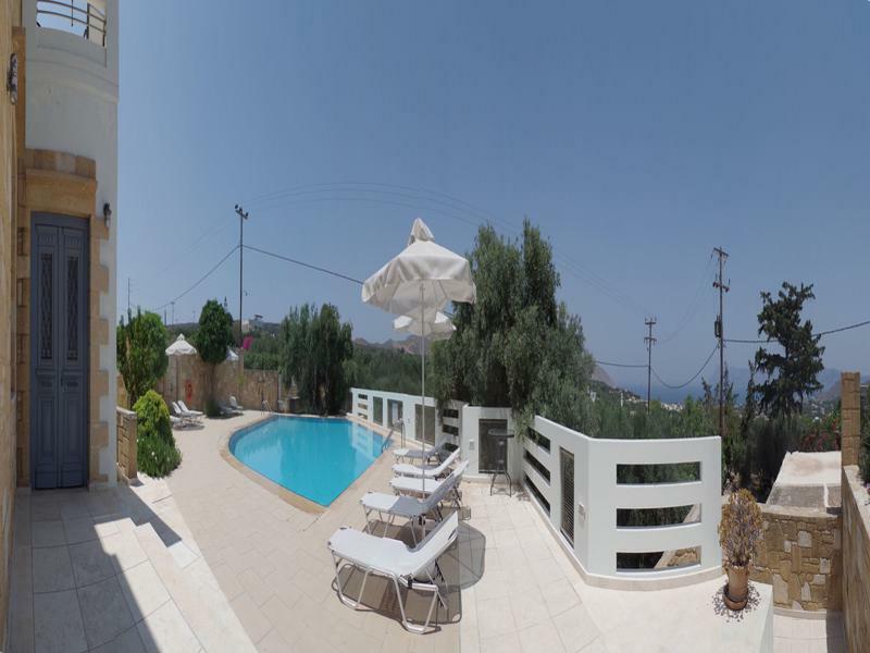 Thealia Apartment Karefiliana Bagian luar foto